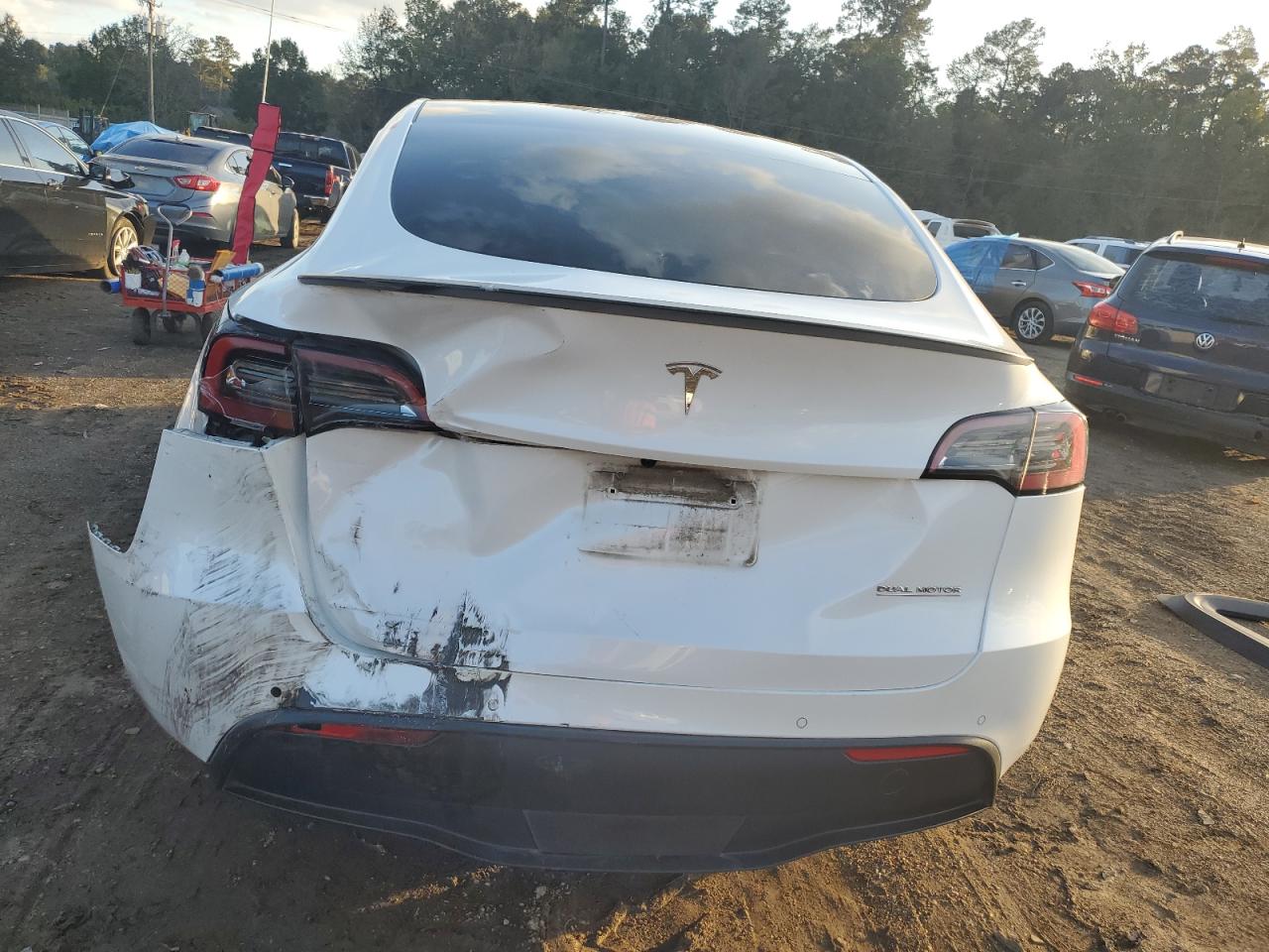 2022 TESLA MODEL Y  VIN:7SAYGDEF4NF379745