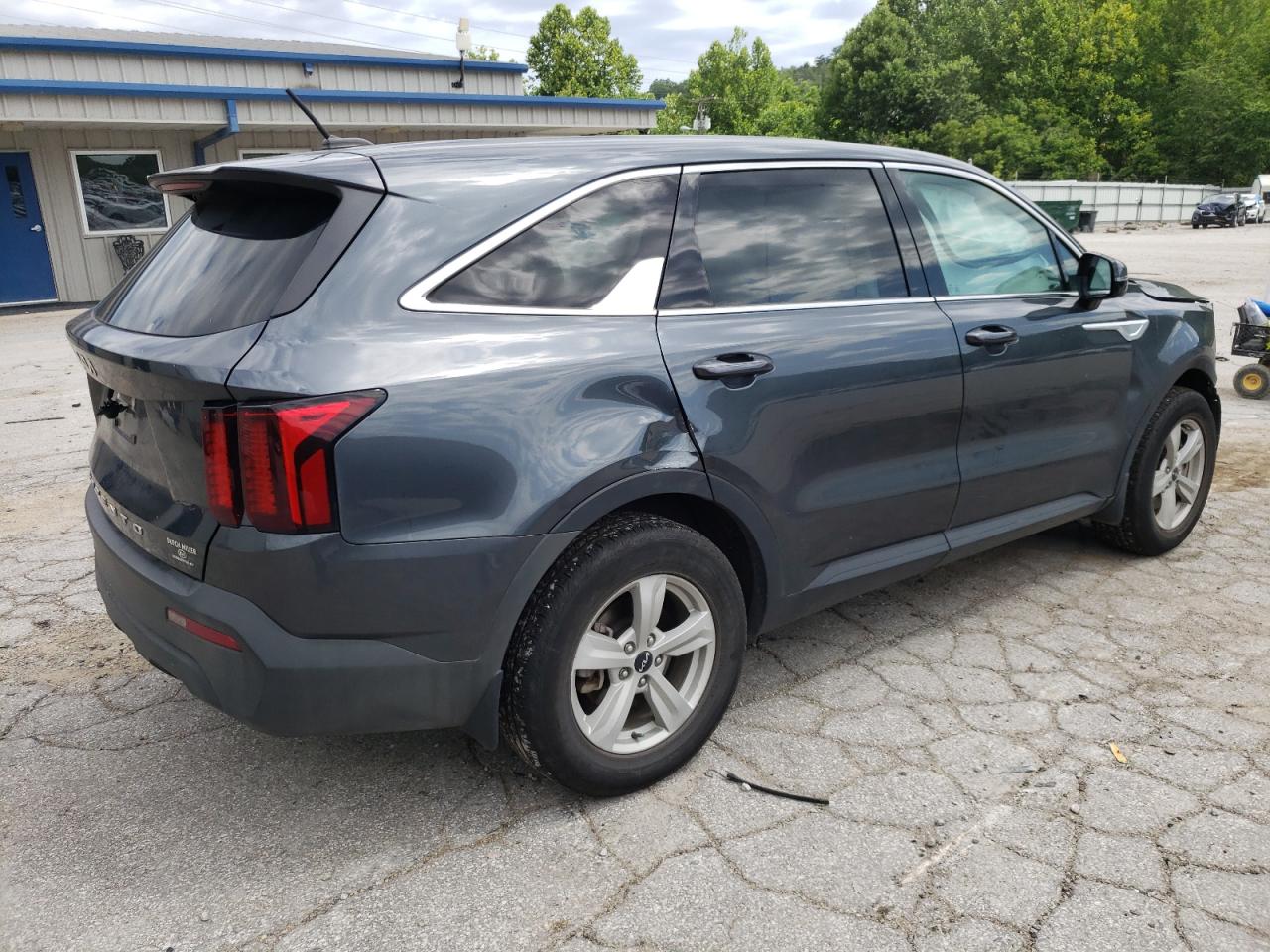2022 KIA SORENTO LX VIN:5XYRG4LC6NG136487