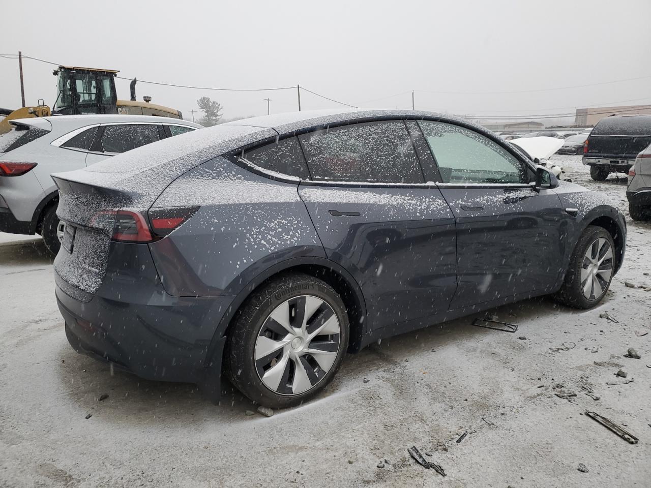 2023 TESLA MODEL Y  VIN:7SAYGDEE9PF685852