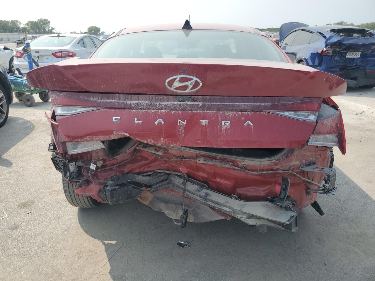 2023 HYUNDAI ELANTRA SEL VIN:KMHLM4AG2PU466239