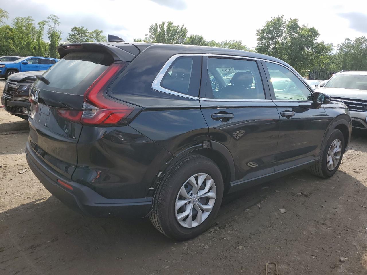2024 HONDA CR-V LX VIN:7FARS4H25RE007852