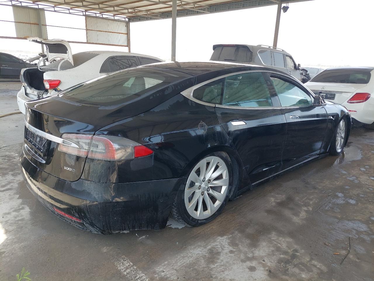 2018 TESL MODEL S VIN:5YJSA7E27JF******