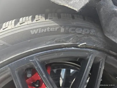 2023 Porsche Macan VIN: