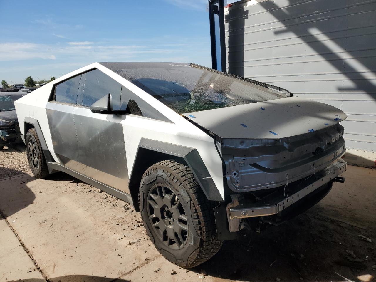 2024 TESLA CYBERTRUCK  VIN:7G2CEHED5RA014381