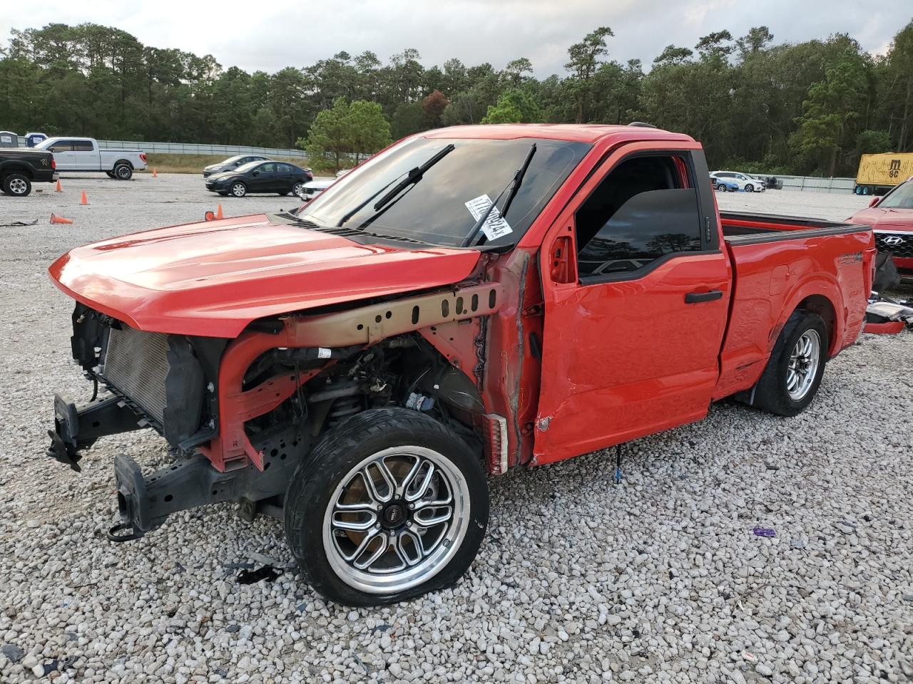 2022 FORD F150  VIN:1FTMF1E55NKE21802
