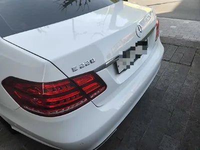 2015 Mercedes-Benz E 220 VIN: