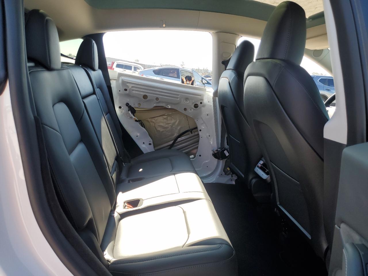 2023 TESLA MODEL Y  VIN:7SAYGDEE4PA071028