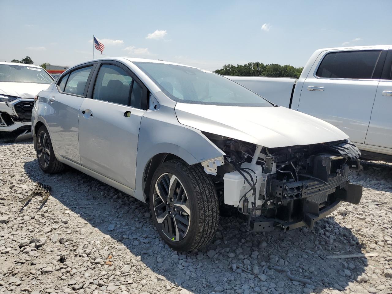 2024 NISSAN VERSA SR VIN:3N1CN8FV8RL822211