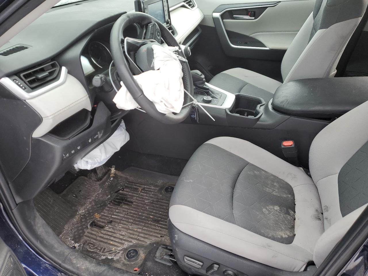 2022 TOYOTA RAV4 XLE VIN:4T3RWRFVXNU065356