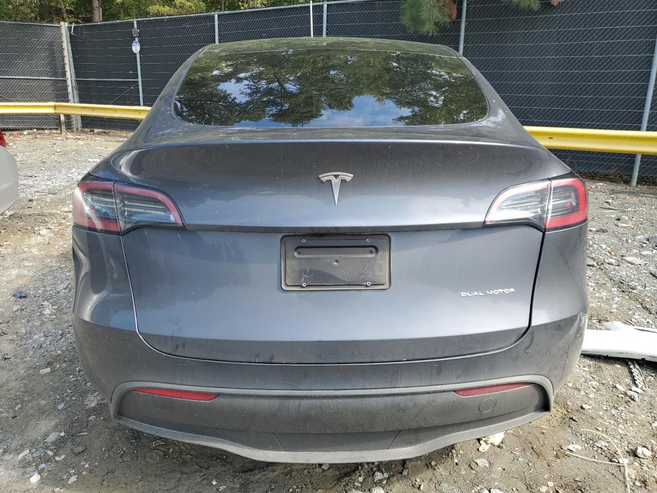 2023 TESLA MODEL Y  VIN:7SAYGDEE5PF857570