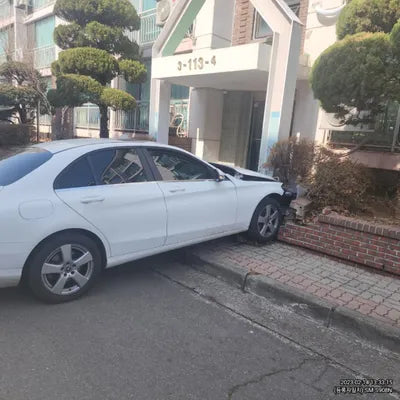 2018 Mercedes-Benz C 200 010KMWDDWF4CB9JF6 VIN:010KMWDDWF4CB9JF6