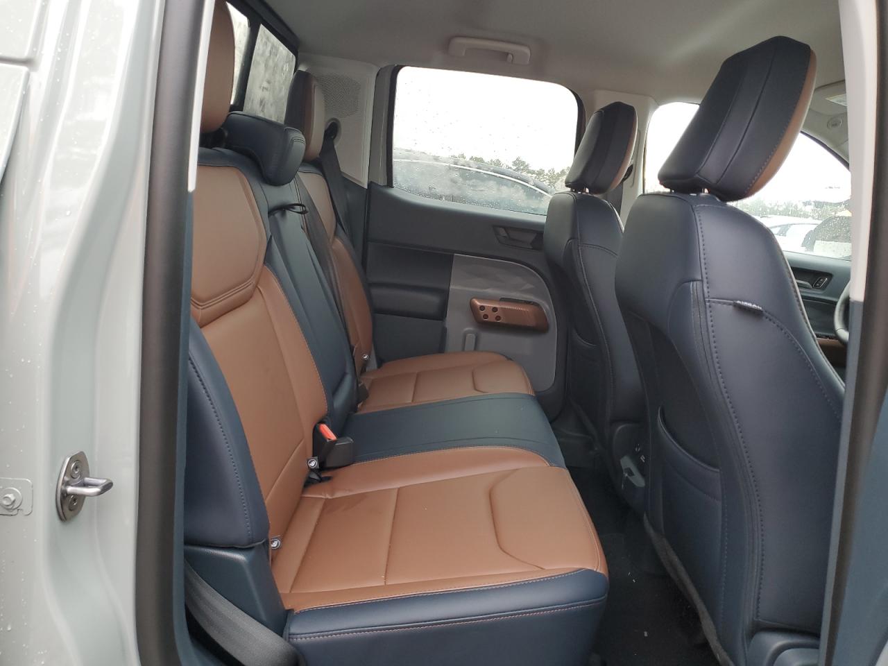 2024 FORD MAVERICK LARIAT VIN:3FTTW8M32RRA16373