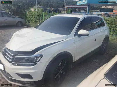 2019 Volkswagen Tiguan WVGZZZ5NZLW832110 VIN:WVGZZZ5NZLW832110