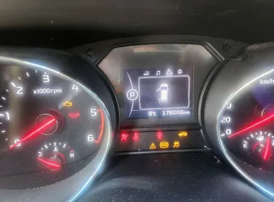 2016 Kia Carnival VIN: