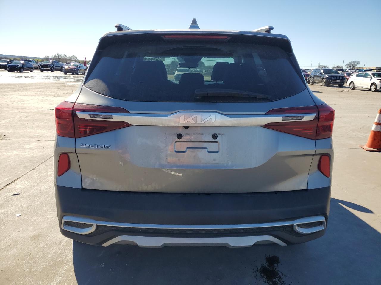 2023 KIA SELTOS EX VIN:KNDERCAA7P7440223