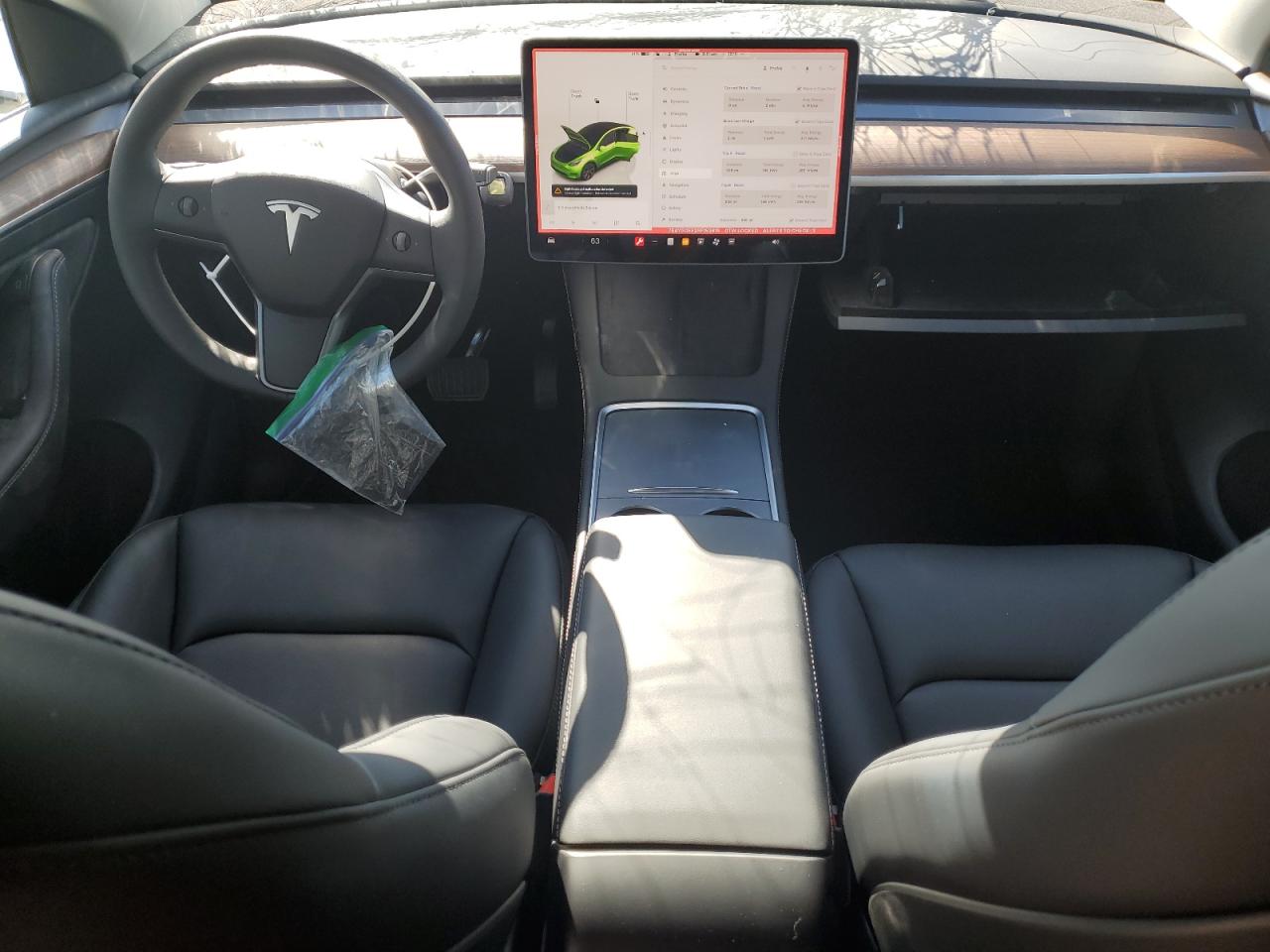 2024 TESLA MODEL Y  VIN:7SAYGDEE2RF153619