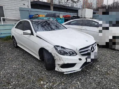 2015 Mercedes-Benz E 220 WDDHF0AB4FB157888 VIN:WDDHF0AB4FB157888