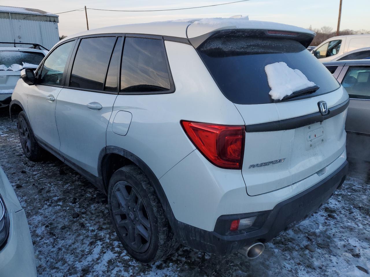 2022 HONDA PASSPORT EXL VIN:5FNYF8H5XNB006476