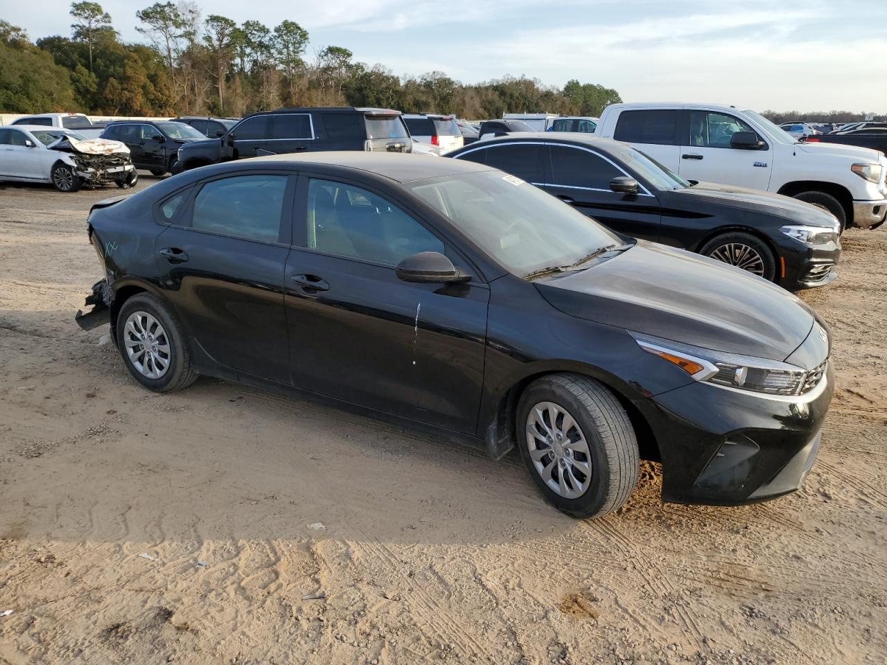 2023 KIA FORTE LX VIN:3KPF24AD8PE555485