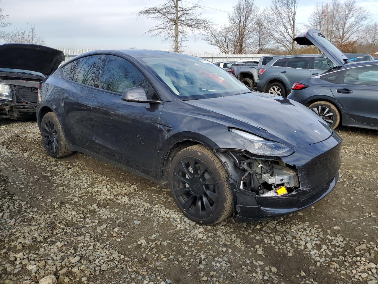 2024 TESLA MODEL Y  VIN:7SAYGAEEXRF990438