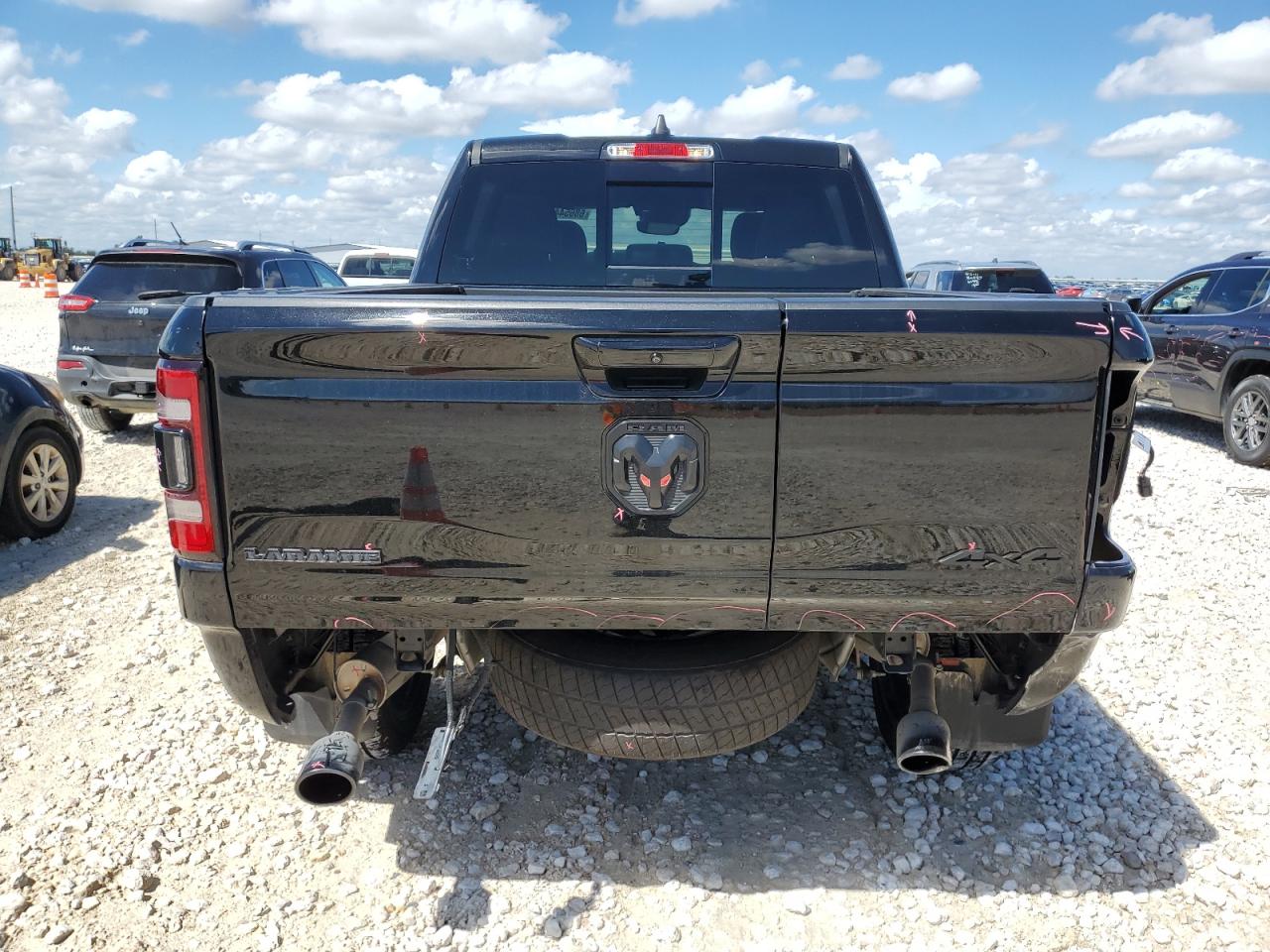 2022 RAM 1500 LARAMIE VIN:1C6SRFJM6NN478072