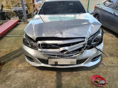 2014 Mercedes-Benz E 220 VIN: