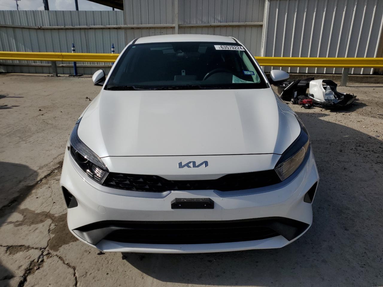 2024 KIA FORTE LX VIN:3KPF24AD4RE773359