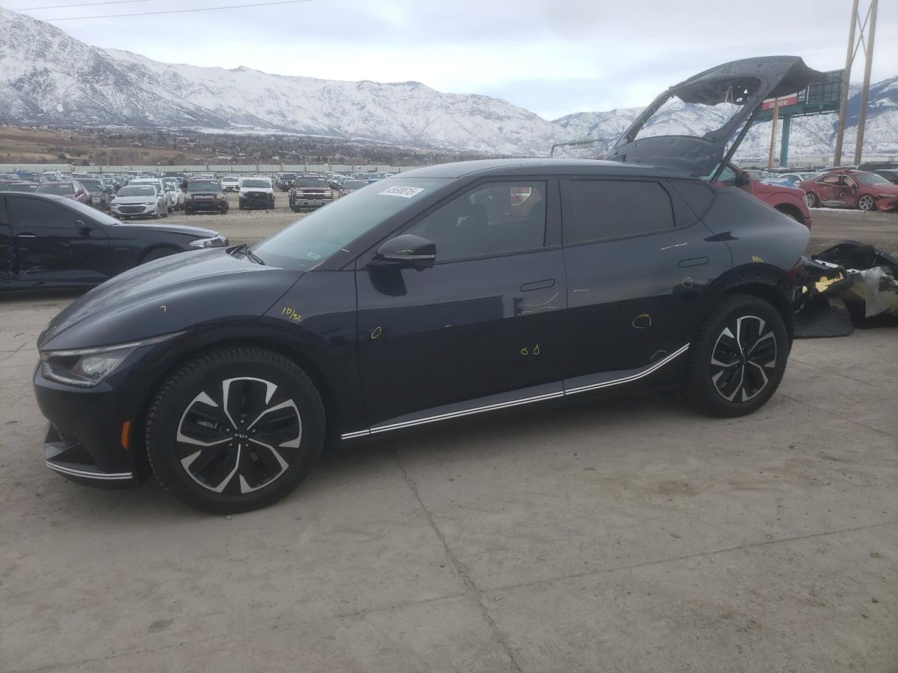 2022 KIA EV6 LIGHT VIN:KNDC3DLC0N5045953