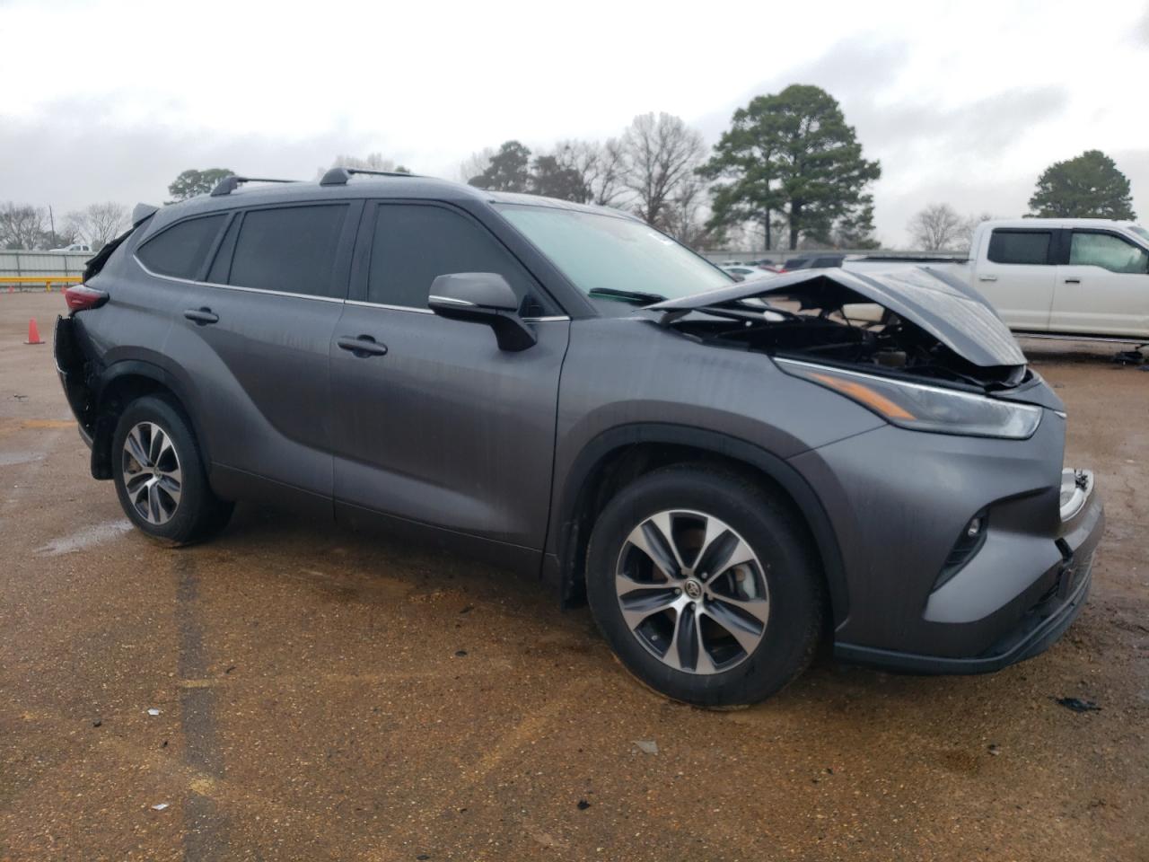 2024 TOYOTA HIGHLANDER LE VIN:5TDKDRAH6RS052135