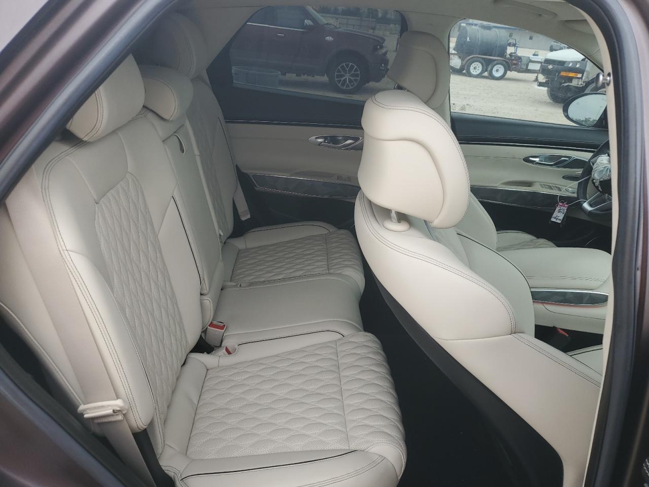 2022 GENESIS GV70 BASE VIN:KMUMCDTC2NU014095