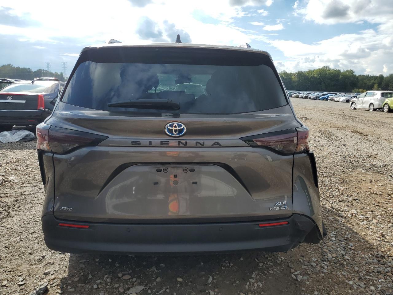 2023 TOYOTA SIENNA XLE VIN:5TDJSKFC3PS091655