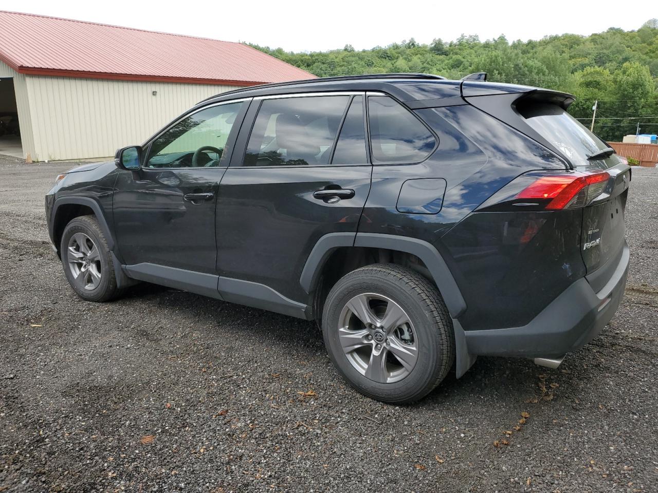 2023 TOYOTA RAV4 XLE VIN:2T3W1RFV3PW262258