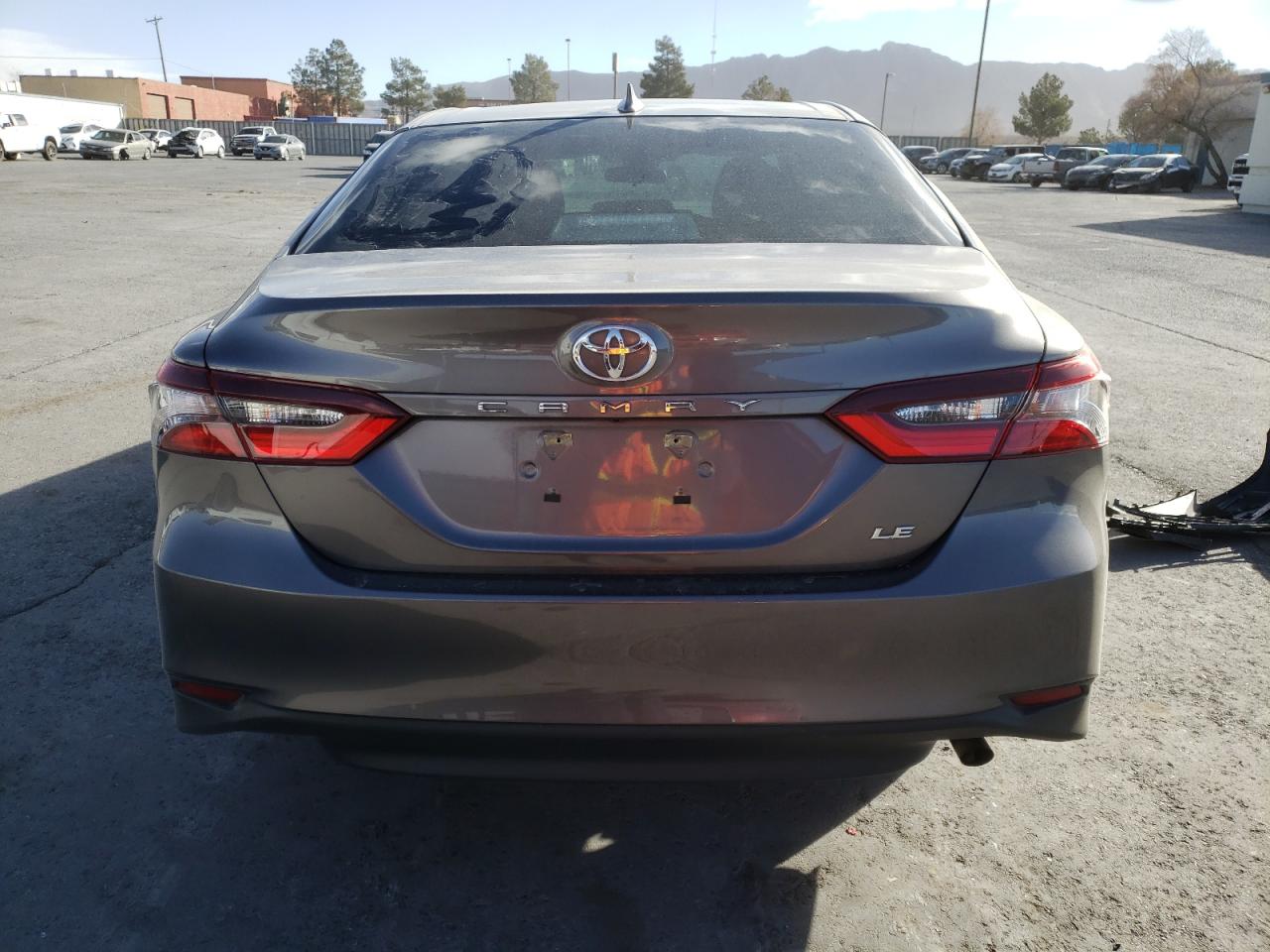 2022 TOYOTA CAMRY LE VIN:4T1C11AK6NU007109