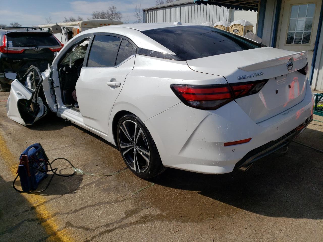 2022 NISSAN SENTRA SR VIN:3N1AB8DV4NY319520