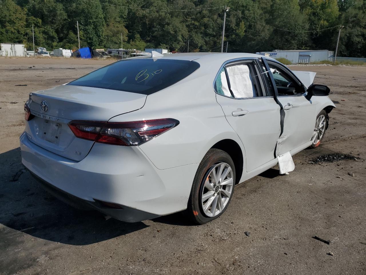 2022 TOYOTA CAMRY LE VIN:4T1C11AKXNU056362