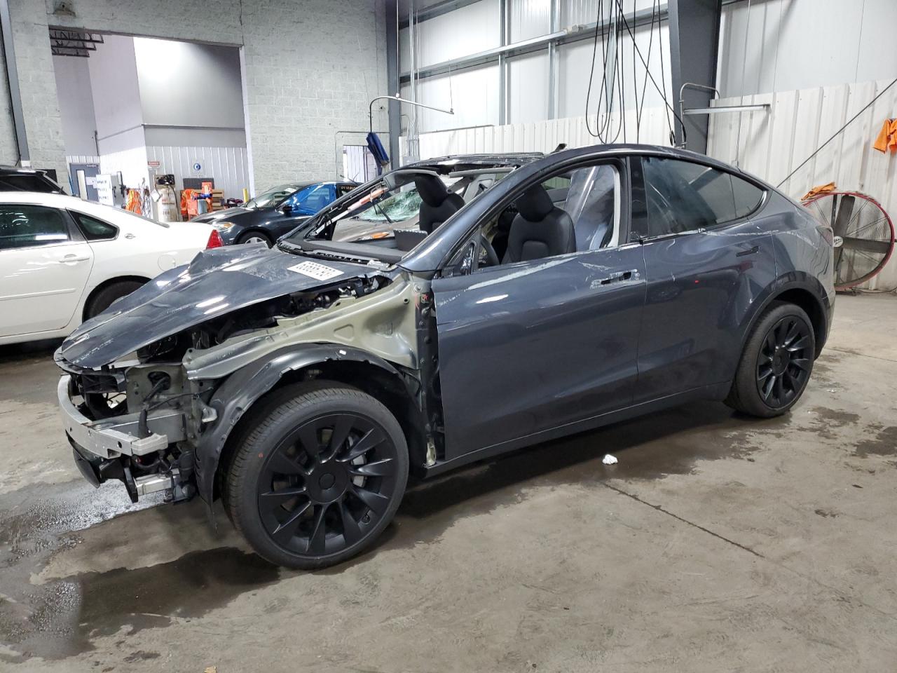 2022 TESLA MODEL Y  VIN:7SAYGDEE2NA013884