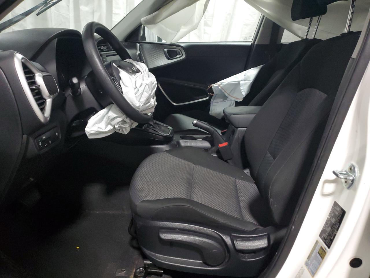 2022 KIA SOUL LX VIN:KNDJ23AU6N7164126