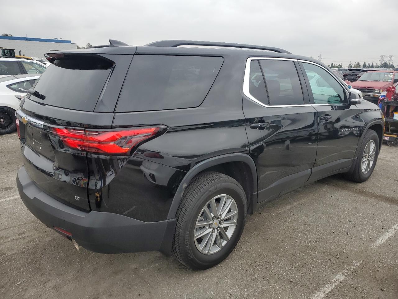2023 CHEVROLET TRAVERSE LT VIN:1GNERGKW9PJ289901
