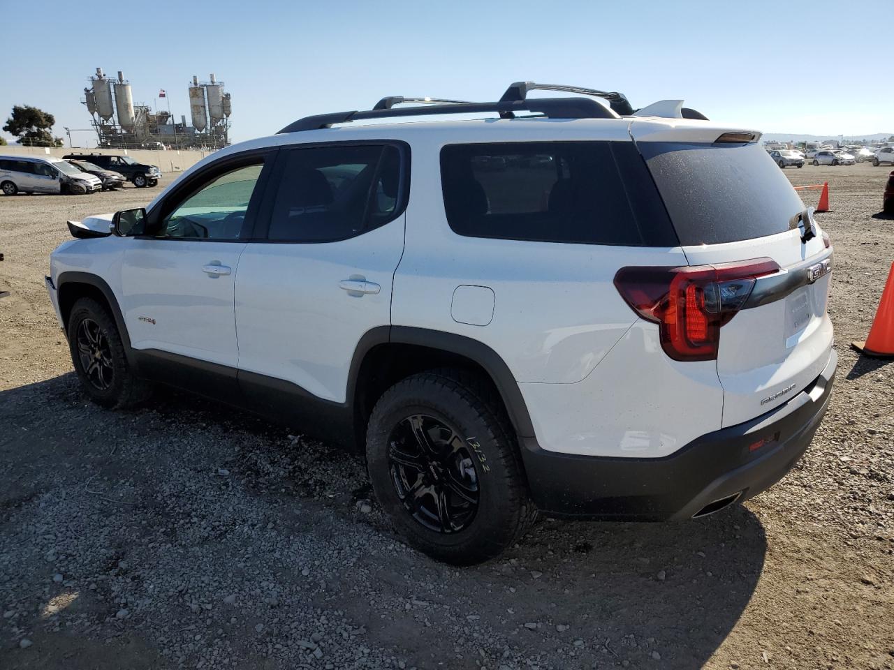 2022 GMC ACADIA AT4 VIN:1GKKNLLS1NZ102746