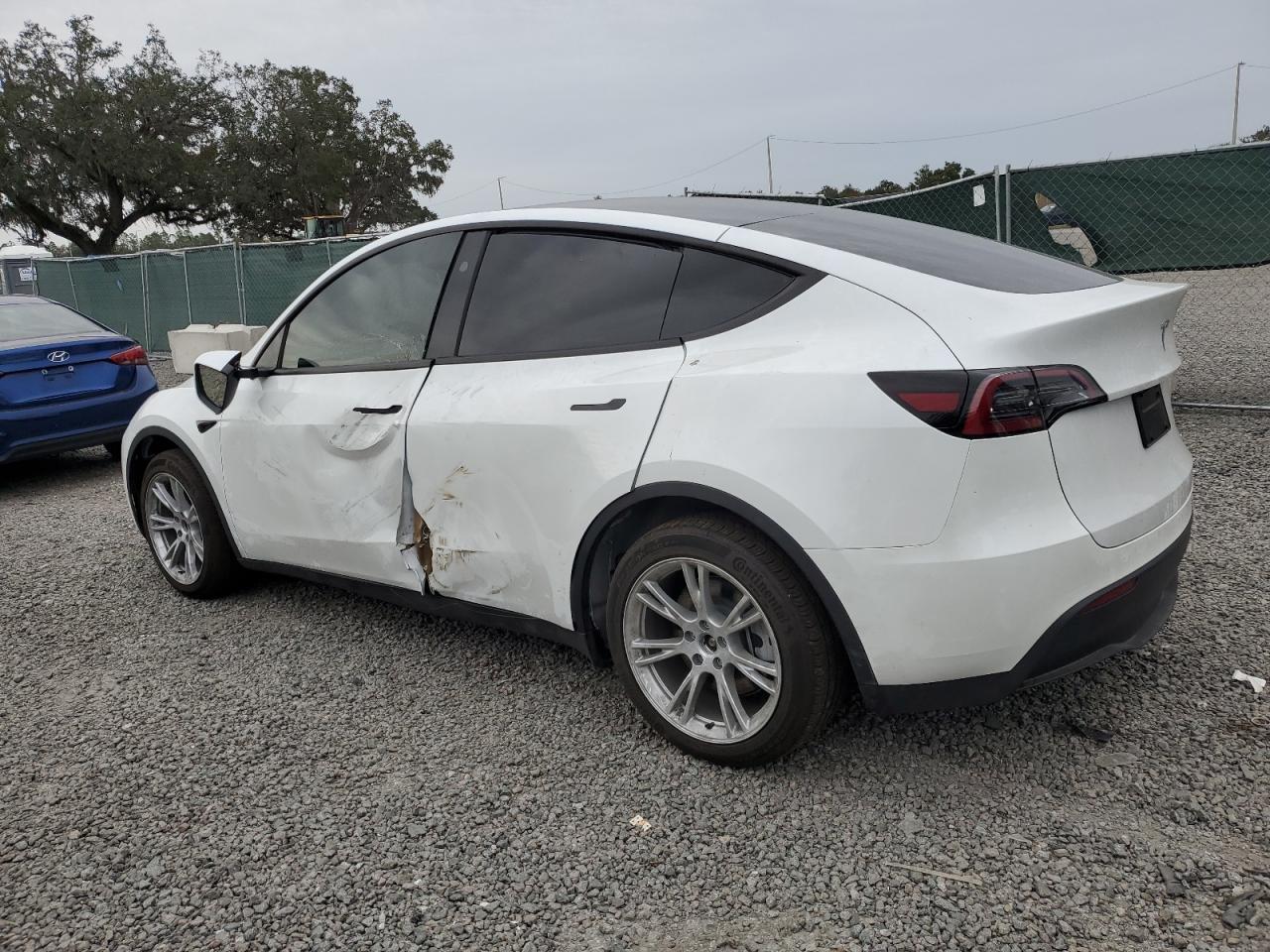 2023 TESLA MODEL Y  VIN:7SAYGAEE2PF798881