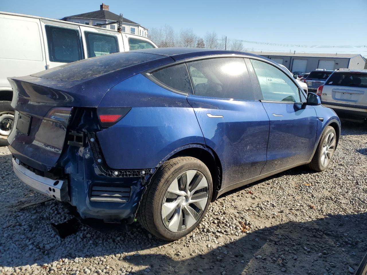 2023 TESLA MODEL Y  VIN:7SAYGAEE8PF799811