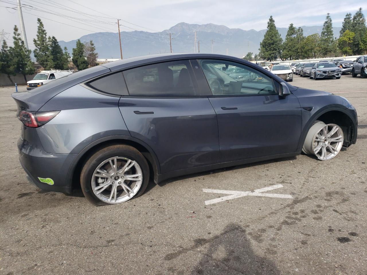 2023 TESLA MODEL Y  VIN:7SAYGDEE0PA079126