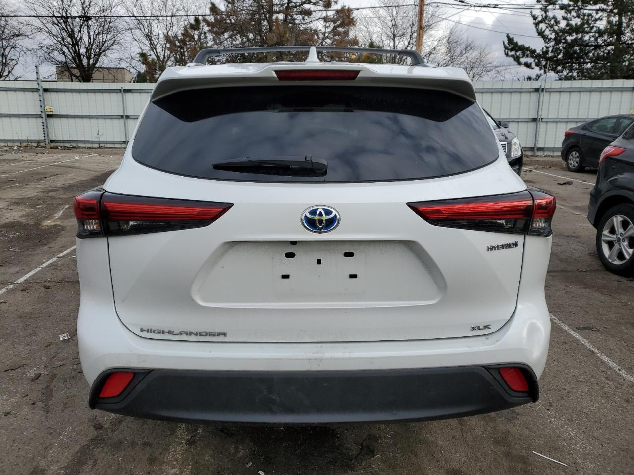 2022 TOYOTA HIGHLANDER HYBRID XLE VIN:5TDGBRCH8NS549951