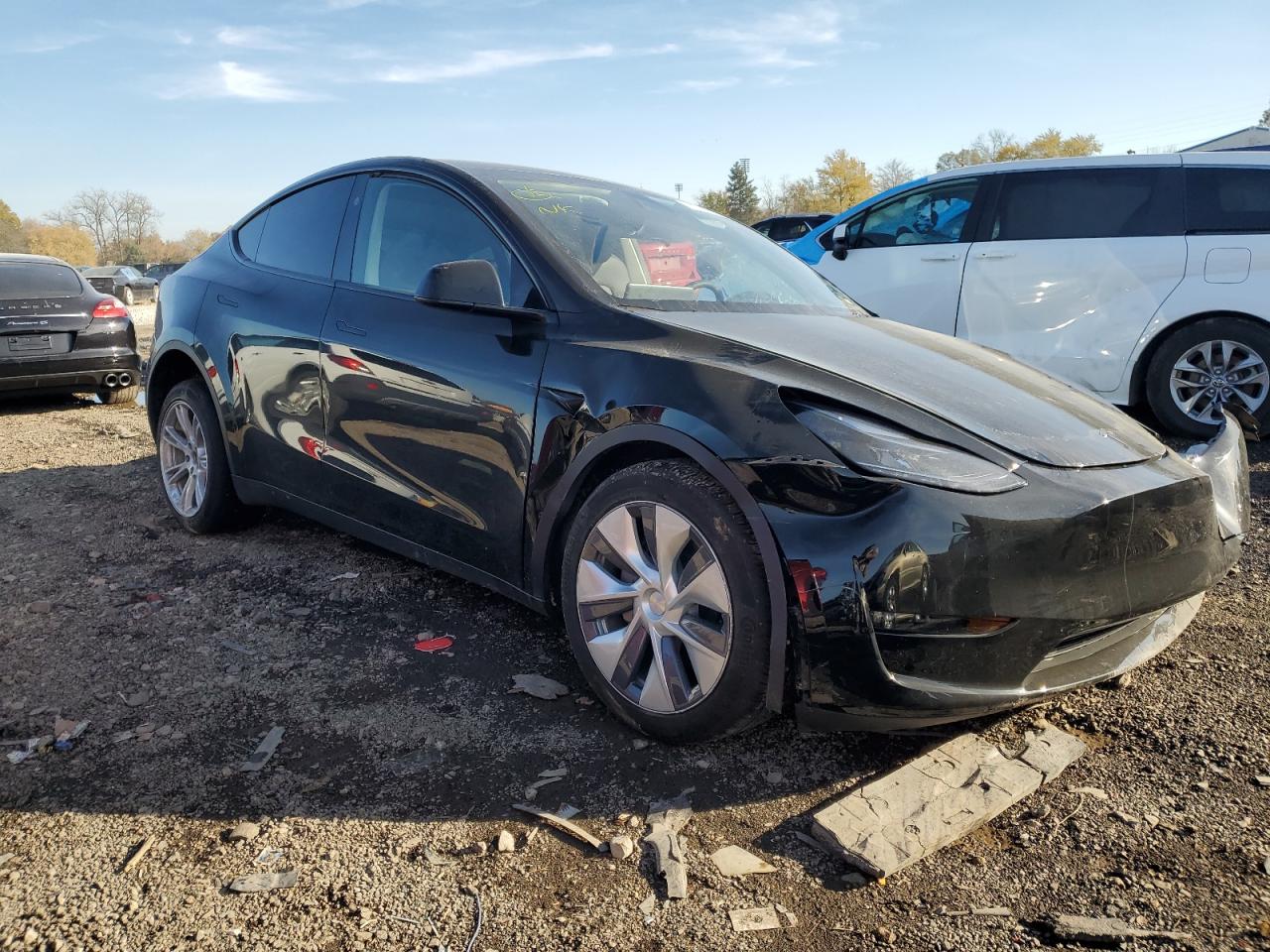 2023 TESLA MODEL Y  VIN:7SAYGAEE7PF888656