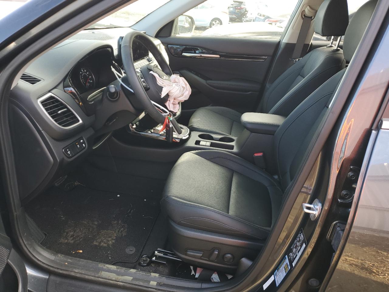 2023 KIA SELTOS SX VIN:KNDETCA21P7435898