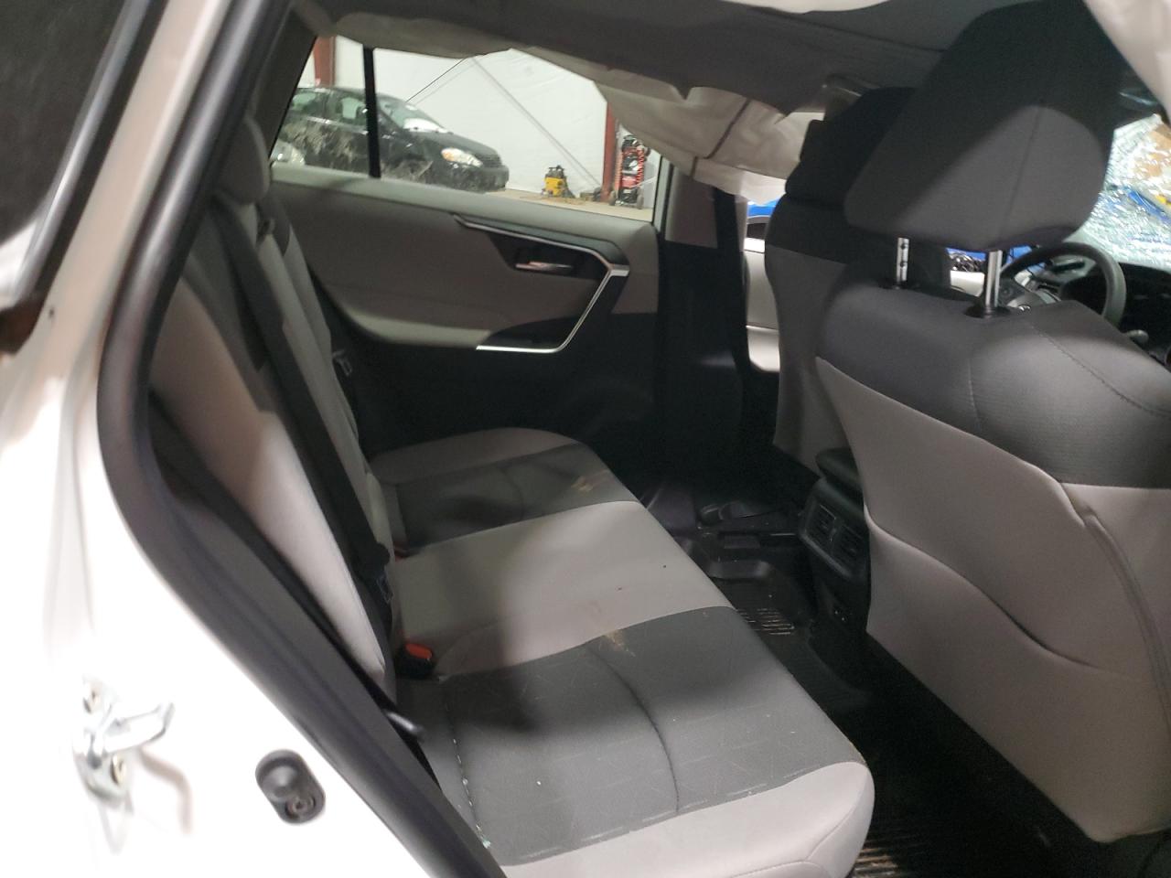 2022 TOYOTA RAV4 XLE VIN:4T3RWRFV9NU073125