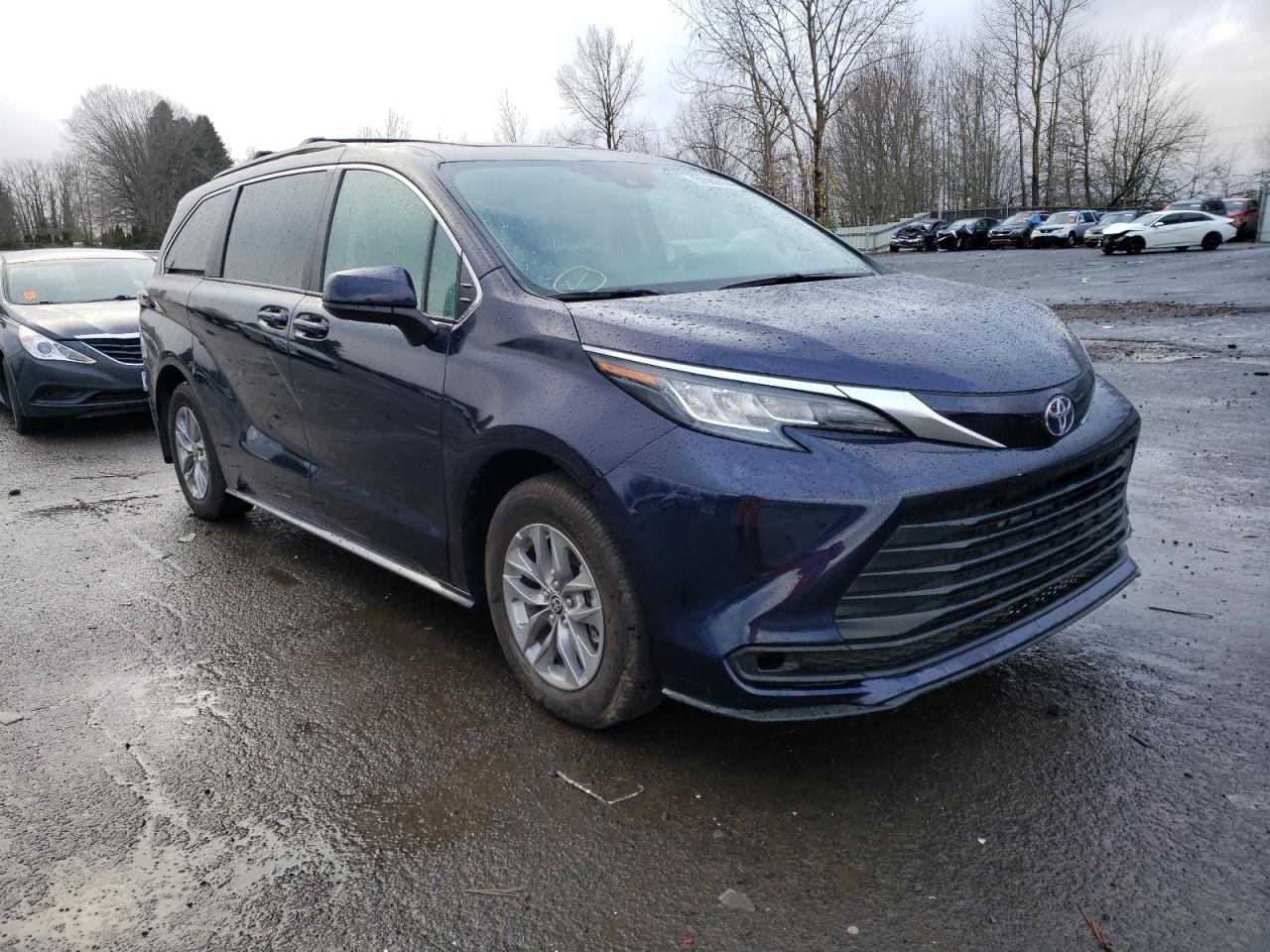 2022 TOYOTA SIENNA LE VIN:5TDBSKFC8NS063030