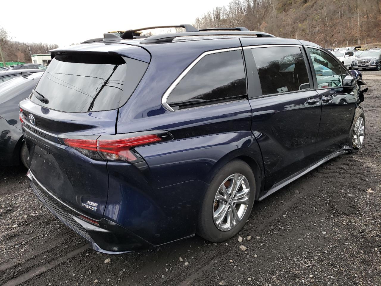 2022 TOYOTA SIENNA XSE VIN:5TDDSKFC5NS059378