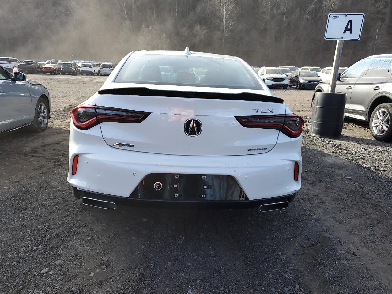 2022 ACURA TLX TECH A VIN:19UUB6F52NA000408