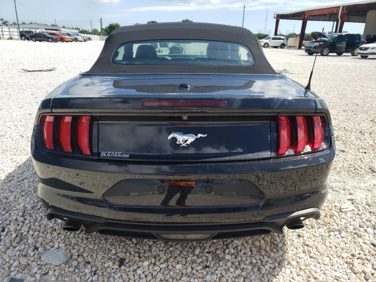 2022 FORD MUSTANG  VIN:1FATP8UH9N5104347